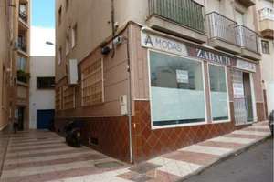 商业物业 出售 进入 Centro, Aguadulce, Almería. 