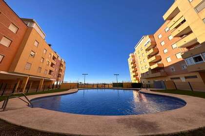 Wohnung zu verkaufen in La Fabriquilla, Parador, El, Almería. 