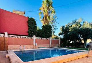 Chalet for sale in Centro, Aguadulce, Almería. 